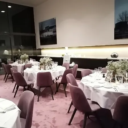 Messeyne Hotell 4*