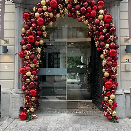 Hotel Messeyne 4*