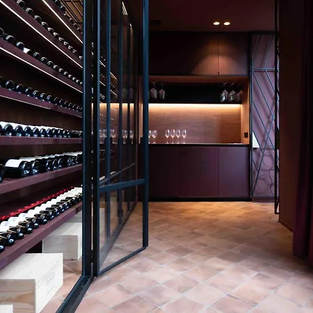 Messeyne Hotell 4*