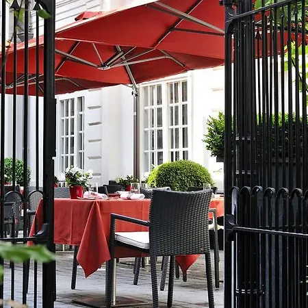 Messeyne Hotel